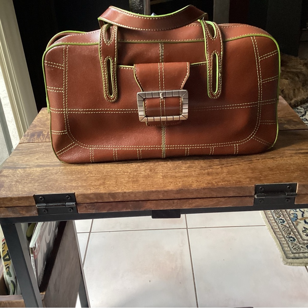 Anne Klein leather purse with shoulder strap.